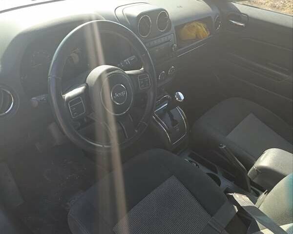Чорний Джип Patriot, об'ємом двигуна 2 л та пробігом 180 тис. км за 11900 $, фото 18 на Automoto.ua