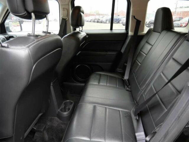 Черный Джип Патриот, объемом двигателя 2.4 л и пробегом 54 тыс. км за 4100 $, фото 10 на Automoto.ua