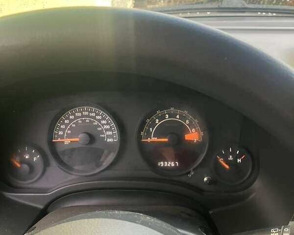 Коричневий Джип Patriot, об'ємом двигуна 2 л та пробігом 193 тис. км за 8300 $, фото 7 на Automoto.ua