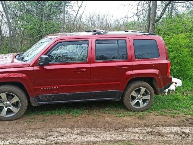 Червоний Джип Patriot, об'ємом двигуна 2.4 л та пробігом 660 тис. км за 13500 $, фото 6 на Automoto.ua
