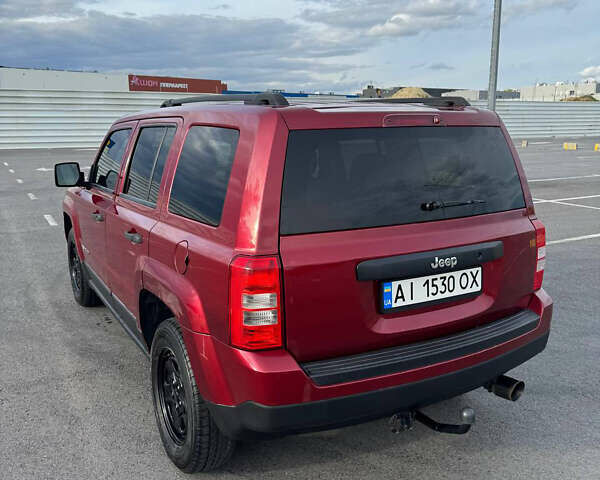 Красный Джип Патриот, объемом двигателя 2.36 л и пробегом 150 тыс. км за 8300 $, фото 2 на Automoto.ua