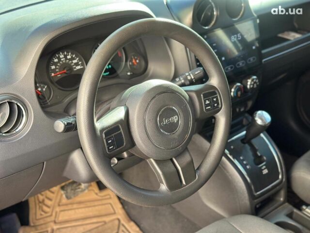 Красный Джип Патриот, объемом двигателя 2.4 л и пробегом 181 тыс. км за 8440 $, фото 19 на Automoto.ua