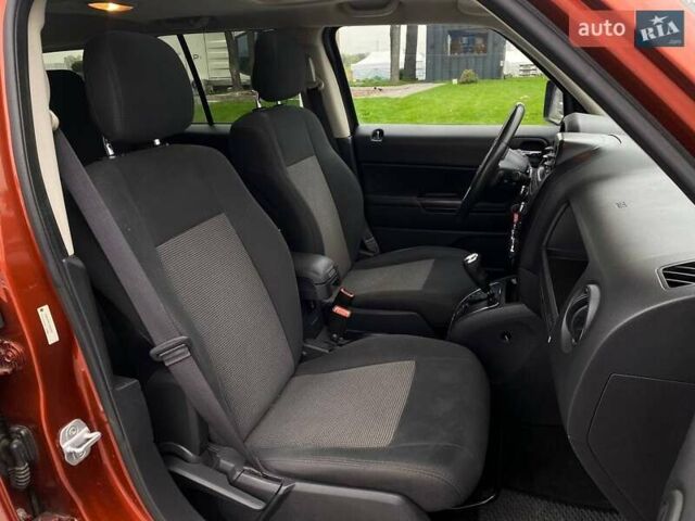 Красный Джип Патриот, объемом двигателя 2.36 л и пробегом 250 тыс. км за 8690 $, фото 19 на Automoto.ua