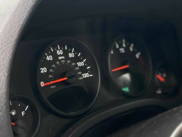 Красный Джип Патриот, объемом двигателя 2.4 л и пробегом 250 тыс. км за 8690 $, фото 18 на Automoto.ua