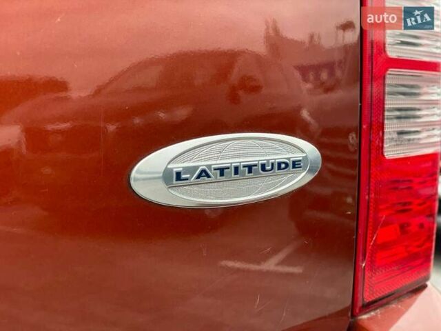 Красный Джип Патриот, объемом двигателя 2.36 л и пробегом 250 тыс. км за 8690 $, фото 8 на Automoto.ua