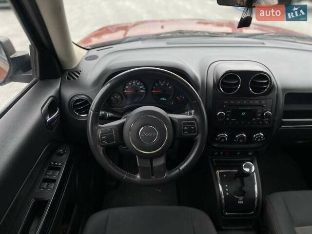 Красный Джип Патриот, объемом двигателя 2.36 л и пробегом 250 тыс. км за 8690 $, фото 20 на Automoto.ua