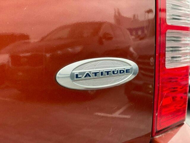 Красный Джип Патриот, объемом двигателя 2.4 л и пробегом 250 тыс. км за 8690 $, фото 8 на Automoto.ua