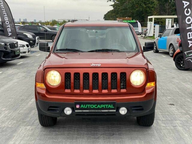 Красный Джип Патриот, объемом двигателя 2.4 л и пробегом 250 тыс. км за 8690 $, фото 3 на Automoto.ua