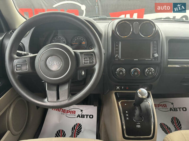 Красный Джип Патриот, объемом двигателя 2.36 л и пробегом 110 тыс. км за 9000 $, фото 18 на Automoto.ua