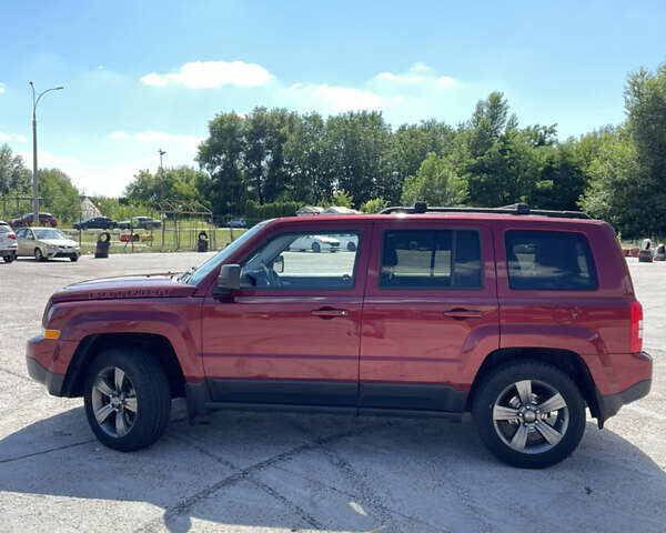 Красный Джип Патриот, объемом двигателя 2.36 л и пробегом 252 тыс. км за 10900 $, фото 7 на Automoto.ua