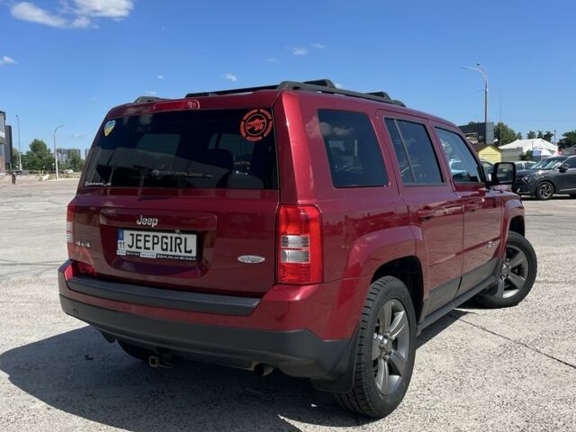 Червоний Джип Patriot, об'ємом двигуна 2.4 л та пробігом 253 тис. км за 8900 $, фото 3 на Automoto.ua