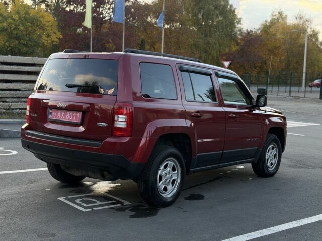 Красный Джип Патриот, объемом двигателя 2.4 л и пробегом 157 тыс. км за 9999 $, фото 9 на Automoto.ua