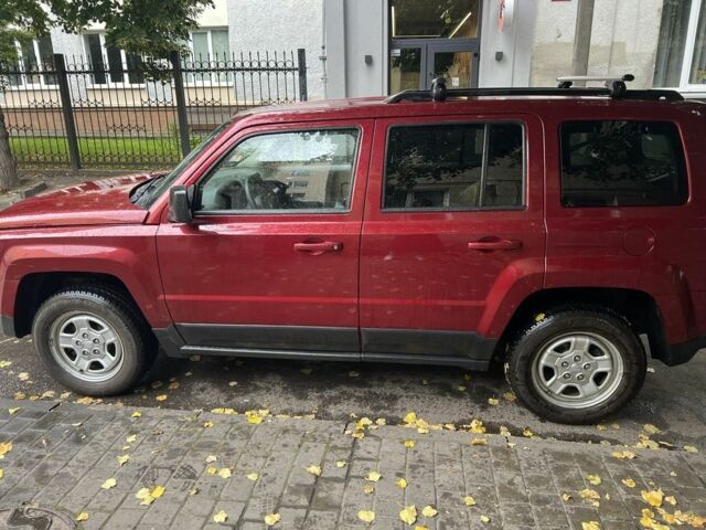 Красный Джип Патриот, объемом двигателя 2.4 л и пробегом 149 тыс. км за 8900 $, фото 3 на Automoto.ua