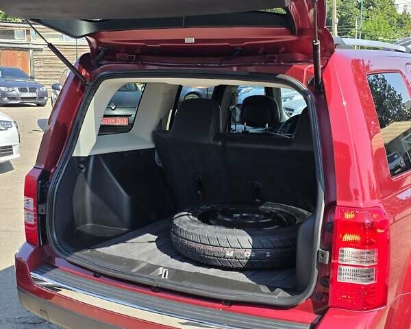 Красный Джип Патриот, объемом двигателя 2 л и пробегом 93 тыс. км за 12500 $, фото 15 на Automoto.ua