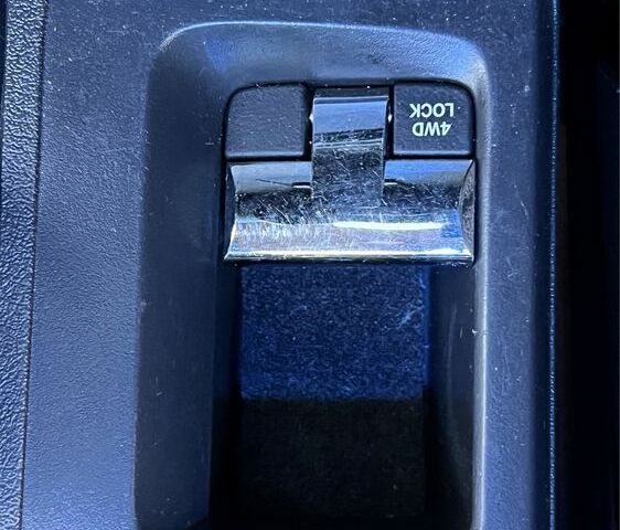 Красный Джип Патриот, объемом двигателя 2.4 л и пробегом 199 тыс. км за 12500 $, фото 15 на Automoto.ua