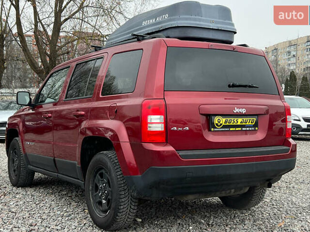 Красный Джип Патриот, объемом двигателя 2.36 л и пробегом 161 тыс. км за 8750 $, фото 3 на Automoto.ua