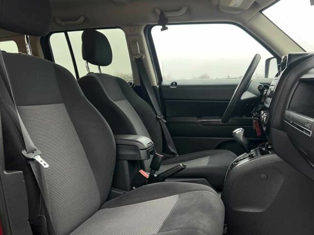 Красный Джип Патриот, объемом двигателя 2.4 л и пробегом 161 тыс. км за 8750 $, фото 11 на Automoto.ua