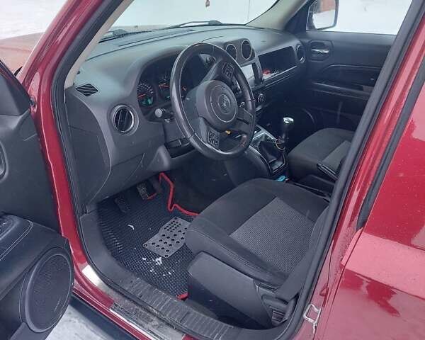 Красный Джип Патриот, объемом двигателя 2 л и пробегом 138 тыс. км за 11100 $, фото 14 на Automoto.ua