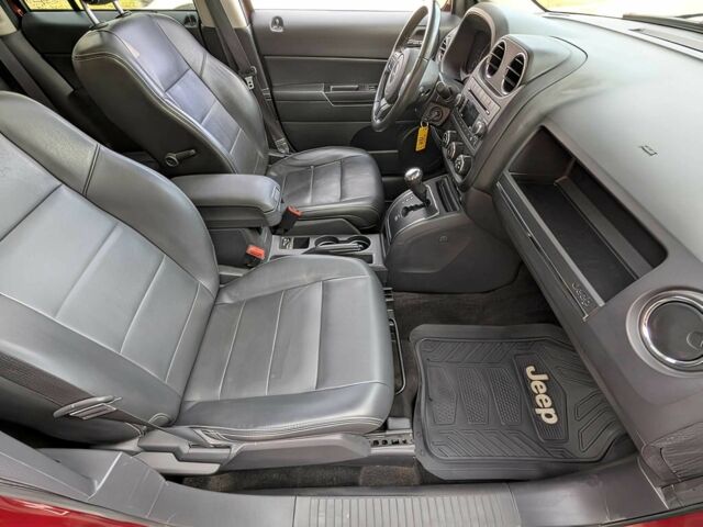 Красный Джип Патриот, объемом двигателя 2.4 л и пробегом 59 тыс. км за 4600 $, фото 11 на Automoto.ua