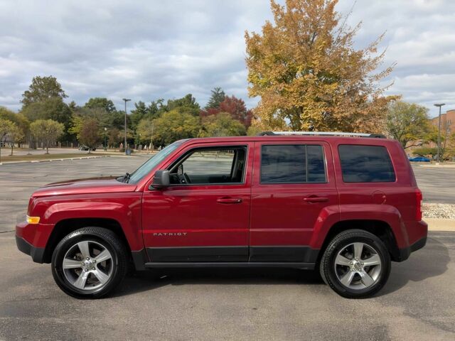 Красный Джип Патриот, объемом двигателя 2.4 л и пробегом 59 тыс. км за 4600 $, фото 3 на Automoto.ua