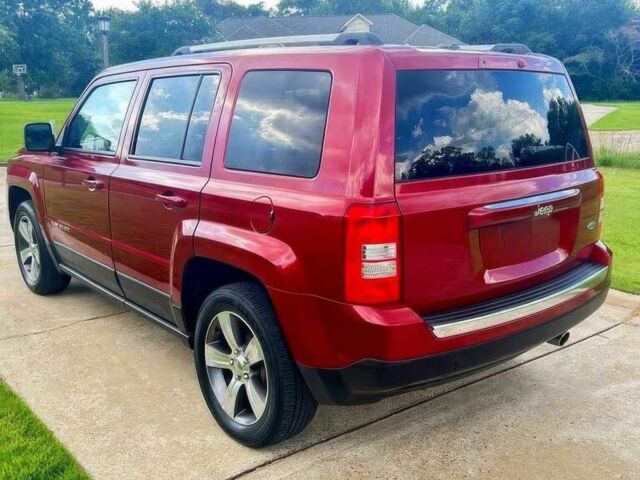 Красный Джип Патриот, объемом двигателя 2 л и пробегом 68 тыс. км за 2800 $, фото 3 на Automoto.ua