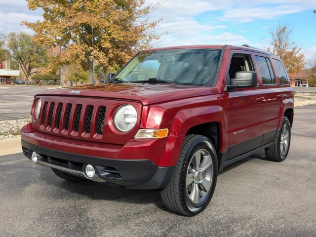 Красный Джип Патриот, объемом двигателя 2.4 л и пробегом 59 тыс. км за 4600 $, фото 2 на Automoto.ua