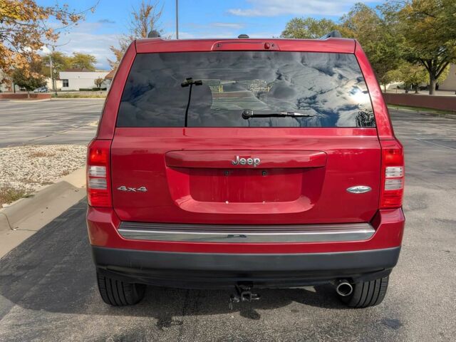 Красный Джип Патриот, объемом двигателя 2.4 л и пробегом 59 тыс. км за 4600 $, фото 5 на Automoto.ua