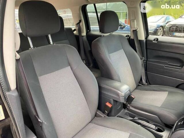 Джип Патриот, объемом двигателя 2 л и пробегом 217 тыс. км за 8000 $, фото 20 на Automoto.ua