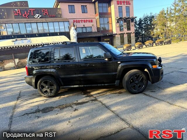 Джип Патриот, объемом двигателя 2 л и пробегом 140 тыс. км за 3500 $, фото 1 на Automoto.ua