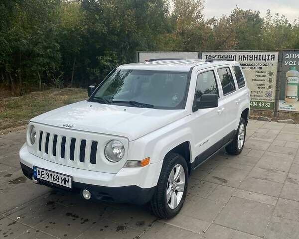 Джип Патриот, объемом двигателя 2.36 л и пробегом 190 тыс. км за 9000 $, фото 4 на Automoto.ua