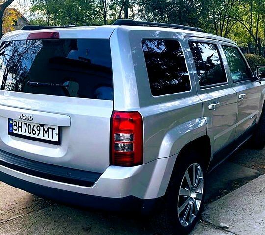 Джип Патриот, объемом двигателя 2 л и пробегом 250 тыс. км за 8700 $, фото 5 на Automoto.ua