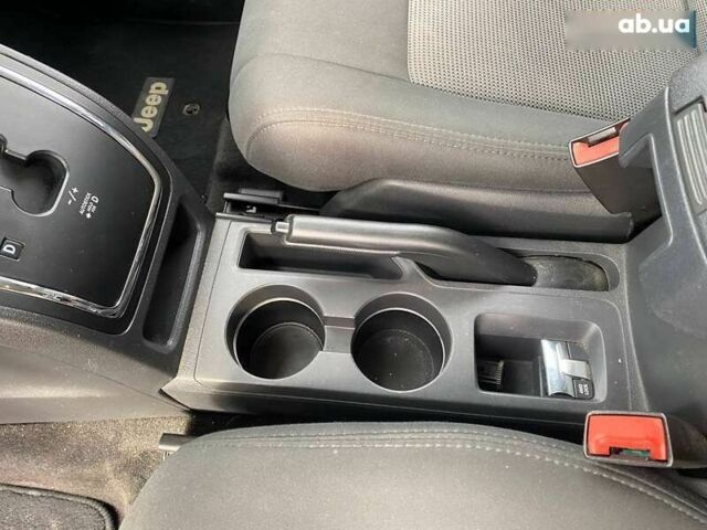 Джип Патриот, объемом двигателя 0 л и пробегом 310 тыс. км за 8800 $, фото 16 на Automoto.ua