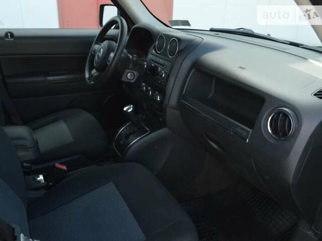 Джип Патриот, объемом двигателя 2.4 л и пробегом 105 тыс. км за 8800 $, фото 25 на Automoto.ua