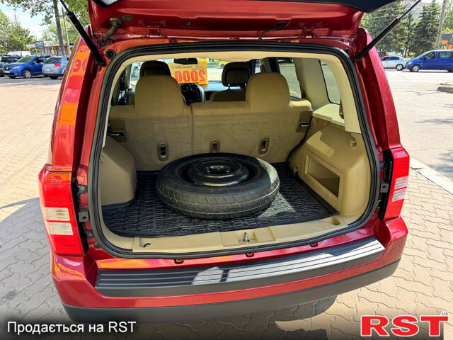 Джип Патриот, объемом двигателя 2.4 л и пробегом 102 тыс. км за 9700 $, фото 12 на Automoto.ua