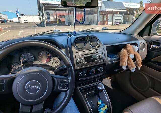 Джип Патриот, объемом двигателя 2 л и пробегом 135 тыс. км за 9600 $, фото 2 на Automoto.ua