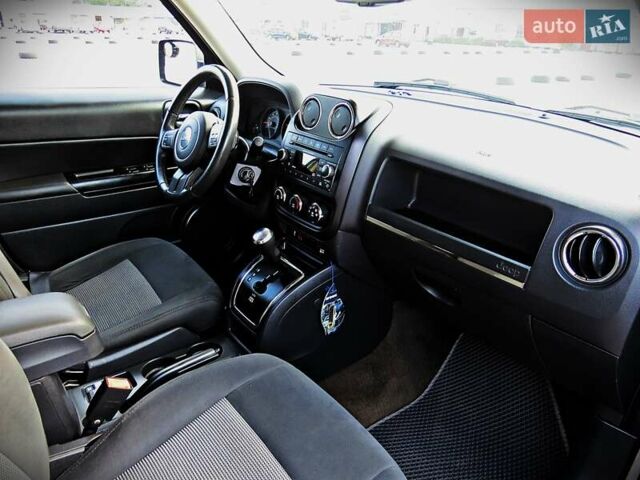 Джип Патриот, объемом двигателя 2.36 л и пробегом 168 тыс. км за 10950 $, фото 13 на Automoto.ua