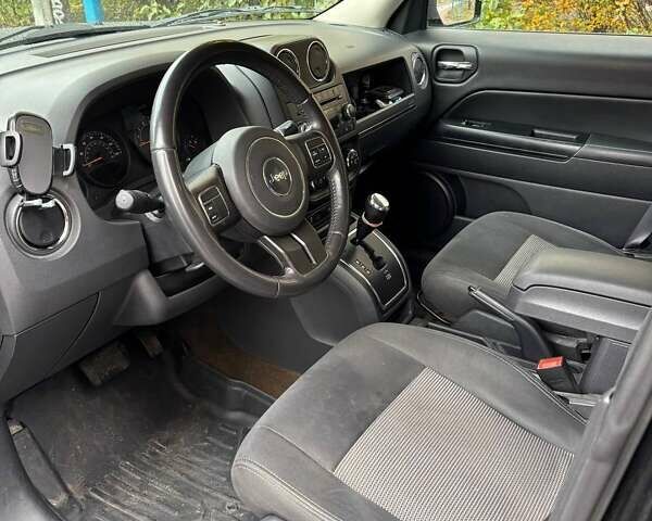 Джип Патриот, объемом двигателя 2 л и пробегом 207 тыс. км за 10000 $, фото 6 на Automoto.ua