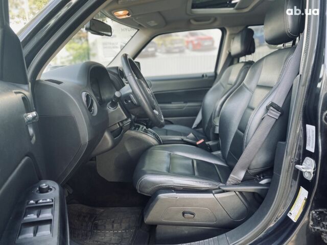 Серый Джип Патриот, объемом двигателя 0 л и пробегом 213 тыс. км за 13400 $, фото 6 на Automoto.ua