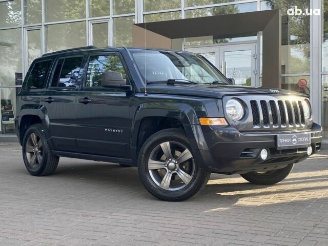 Серый Джип Патриот, объемом двигателя 0 л и пробегом 213 тыс. км за 13400 $, фото 2 на Automoto.ua