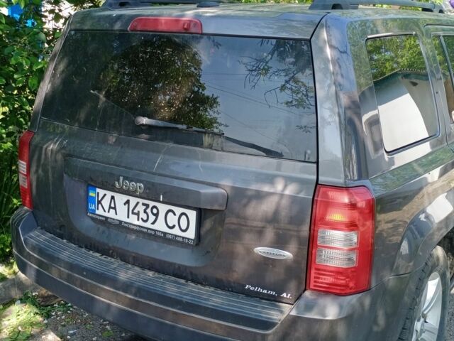 Серый Джип Патриот, объемом двигателя 2 л и пробегом 160 тыс. км за 11593 $, фото 6 на Automoto.ua