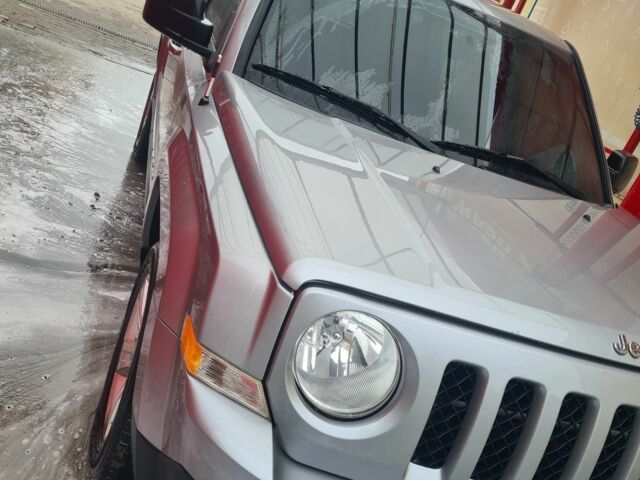 Серый Джип Патриот, объемом двигателя 2.4 л и пробегом 164 тыс. км за 10500 $, фото 19 на Automoto.ua