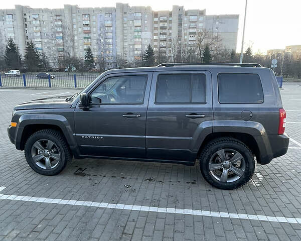 Сірий Джип Patriot, об'ємом двигуна 2.4 л та пробігом 249 тис. км за 13200 $, фото 4 на Automoto.ua