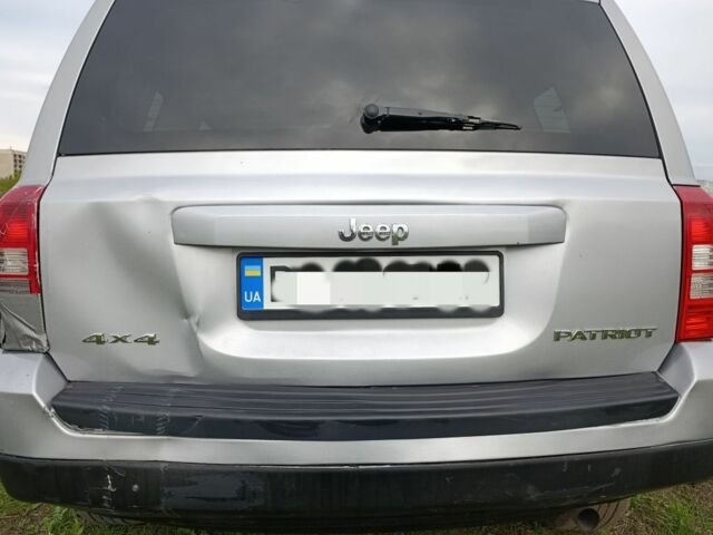 Серый Джип Патриот, объемом двигателя 2.4 л и пробегом 170 тыс. км за 8500 $, фото 4 на Automoto.ua