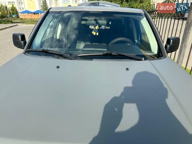 Серый Джип Патриот, объемом двигателя 2.36 л и пробегом 192 тыс. км за 9000 $, фото 3 на Automoto.ua