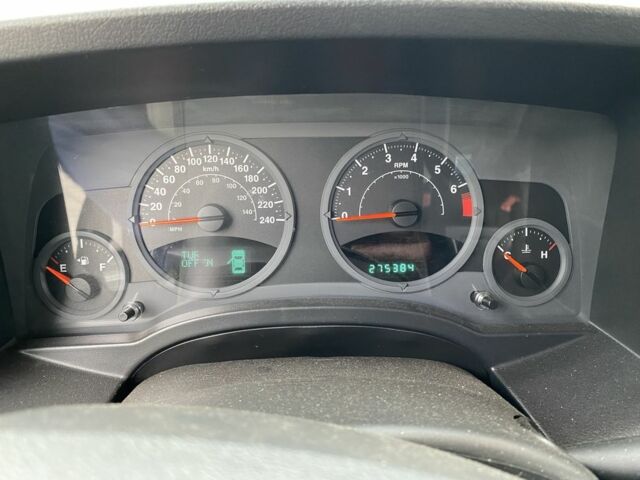 Серый Джип Патриот, объемом двигателя 2.4 л и пробегом 275 тыс. км за 7200 $, фото 16 на Automoto.ua