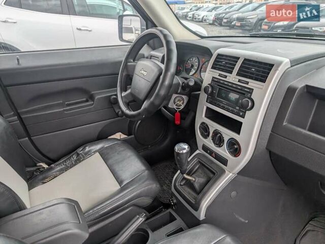 Джип Патриот 2008 в Ровно на Automoto.ua Серый Джип Патриот, объемом двигателя 2.36 л и пробегом 202 тыс. км за 4750 $, фото 37 на Automoto.ua