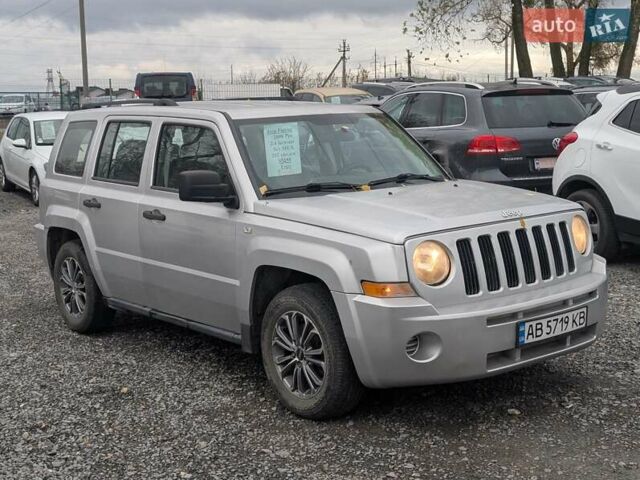 Джип Патриот 2008 в Ровно на Automoto.ua Серый Джип Патриот, объемом двигателя 2.36 л и пробегом 202 тыс. км за 4750 $, фото 5 на Automoto.ua