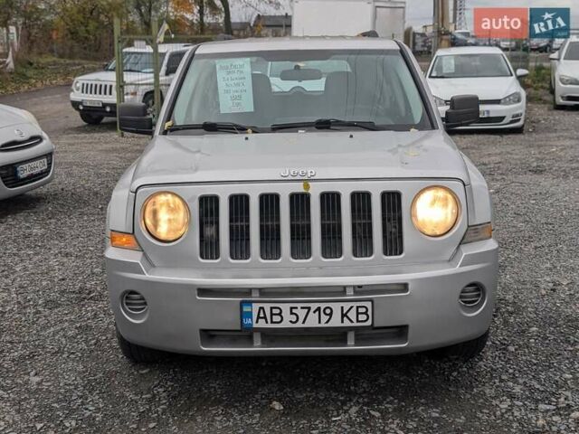 Джип Патриот 2008 в Ровно на Automoto.ua Серый Джип Патриот, объемом двигателя 2.36 л и пробегом 202 тыс. км за 4750 $, фото 4 на Automoto.ua