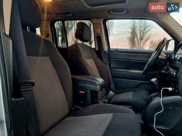 Серый Джип Патриот, объемом двигателя 2.4 л и пробегом 197 тыс. км за 9000 $, фото 25 на Automoto.ua