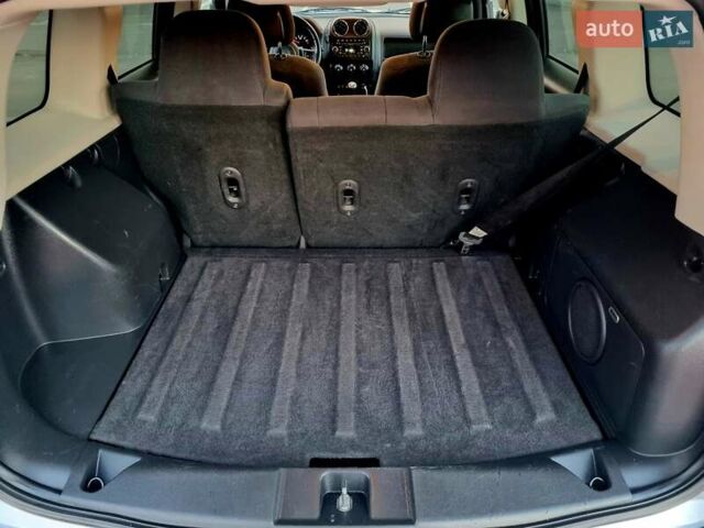 Серый Джип Патриот, объемом двигателя 2.4 л и пробегом 197 тыс. км за 9000 $, фото 21 на Automoto.ua